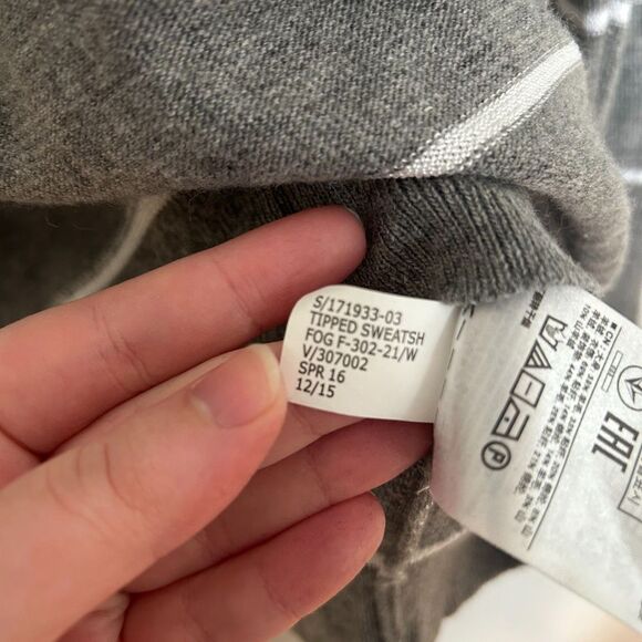 Banana Republic Filpucci Tipped Sweater Merino Wool and Cashmere - Picture 7 of 7